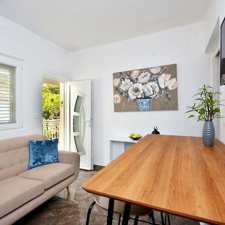 Apartment 'Mimo' In Milna - Hvar エクステリア 写真